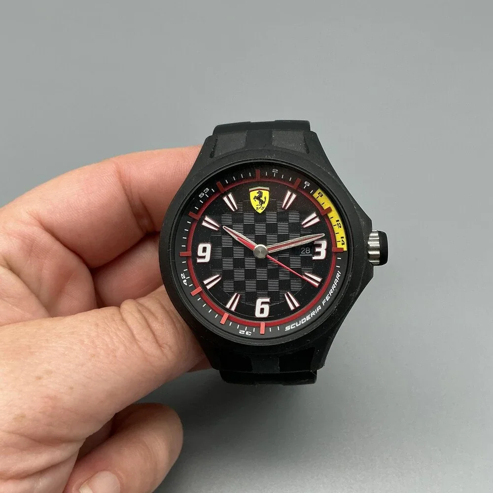 Scuderia Ferrari Mens Watch 42mm Black Dial Rubber Strap Date Logo New Battery